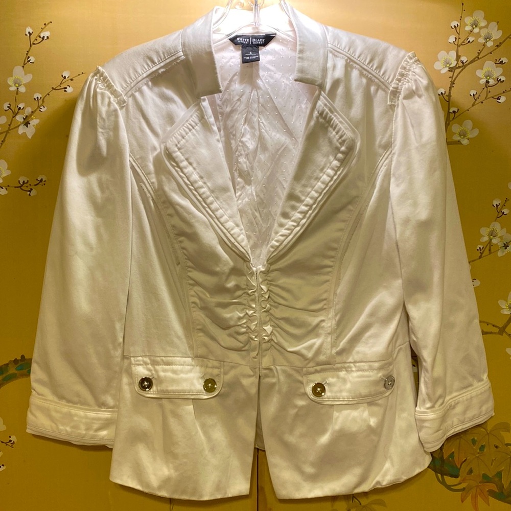 White House Black Market Blazer (size 6)